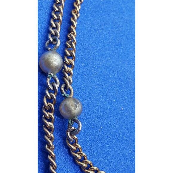 Vintage Sweater Clips Collar Jacket Faux Pearl Gold Tone Double Chain Pat Pend - Picture 5 of 9